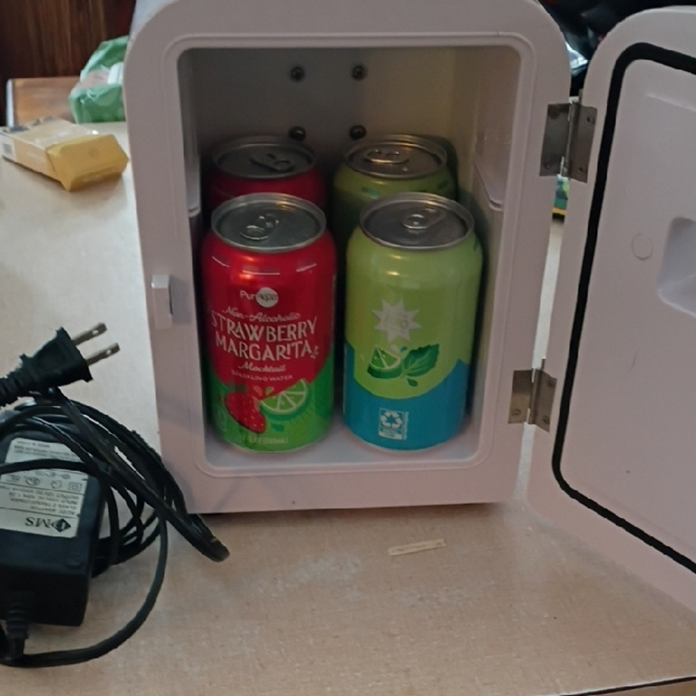 Compact White Mini Fridge - Picture 5 of 5